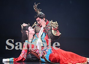 鳳月・天紫 舞台写真／月組東京公演『RYOFU』『水晶宮殿』