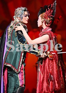 鳳月・天紫 舞台写真／月組東京公演『RYOFU』『水晶宮殿』