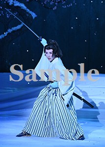 稀惺かずと 舞台写真／星組バウホール公演『銀二貫』