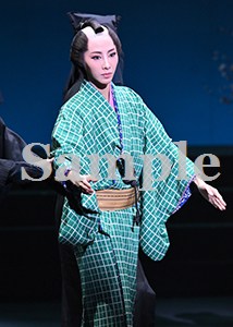稀惺かずと 舞台写真／星組バウホール公演『銀二貫』