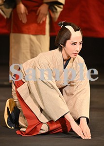 稀惺かずと 舞台写真／星組バウホール公演『銀二貫』