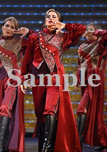 天飛華音 舞台写真／星組大劇場公演『RRR × TAKA”R”AZUKA ～√Rama～』