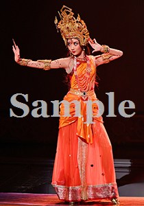 詩ちづる 舞台写真／星組大劇場公演『RRR × TAKA”R”AZUKA ～√Rama～』