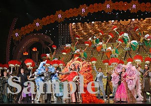 フィナーレ 舞台写真／星組大劇場公演『RRR × TAKA”R”AZUKA ～√Rama～』