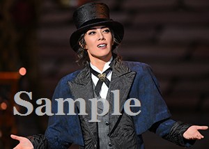 風間柚乃 舞台写真／月組兵庫県立芸術文化センター公演『稲妻開化譚－イナズマカイカタン－』
