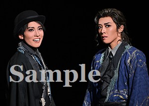 風間・彩海 舞台写真／月組兵庫県立芸術文化センター公演『稲妻開化譚－イナズマカイカタン－』